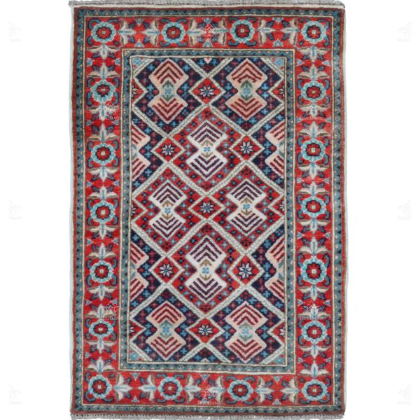 Pakistan | 2'7"×3'11"