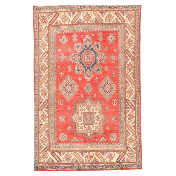 Pakistan | 5'10"×6'1"