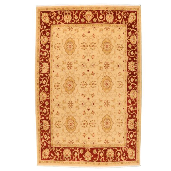 Pakistan | 5'8"×7'5"