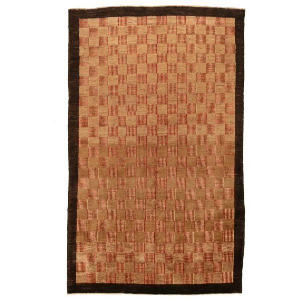 Pakistan | 5'10"×8'9"