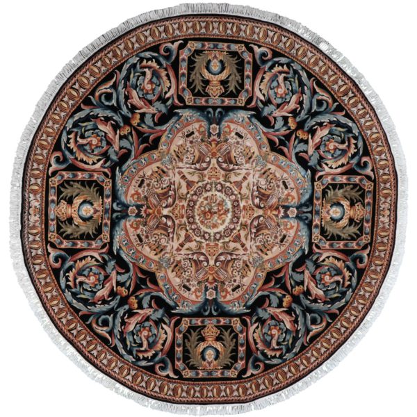 Chinese | 9'0"×9'0"