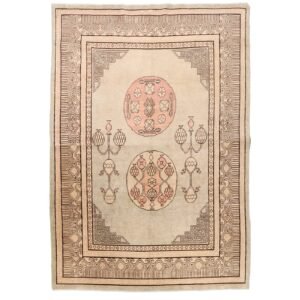 Pakistan | 5'9"×8'7"